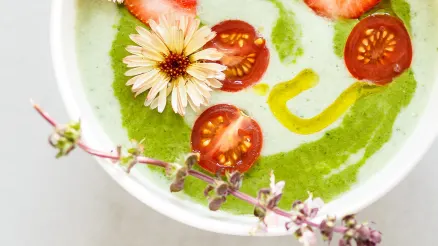 LES FILLES DÉBARQUENT CHEZ FÄRM !