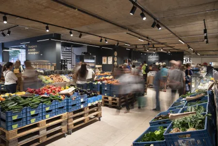 Brüt by Färm Etterbeek